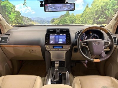 TOYOTA LAND CRUISER PRADO - 2