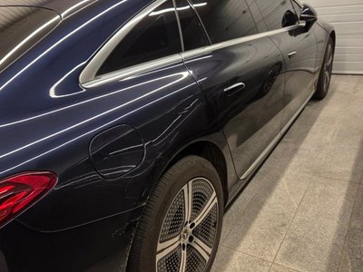 MERCEDES-BENZ EQS - 4