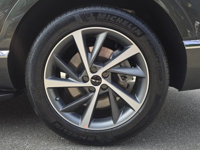 GENESIS GV80 - 8