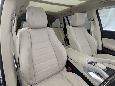 MERCEDES-BENZ GLS - 8