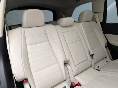 MERCEDES-BENZ GLS - 9