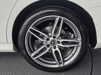 صورة 8 لـ 2019 Mercedes-BENZ E-CLASS