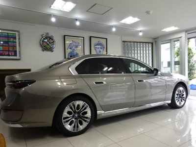 BMW 7 SERIES - 5