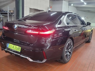 BMW 7 SERIES - 3