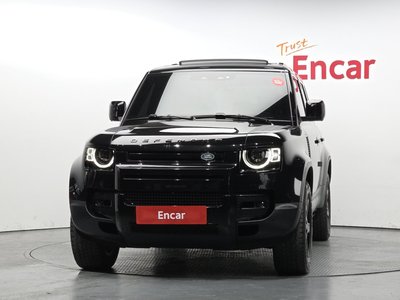 LAND ROVER DEFENDER - 2