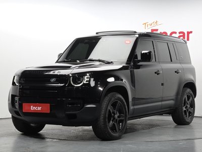 LAND ROVER DEFENDER - 1