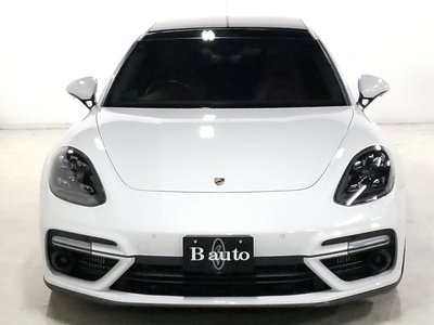 صورة 2 لـ 2019 Porsche PANAMERA