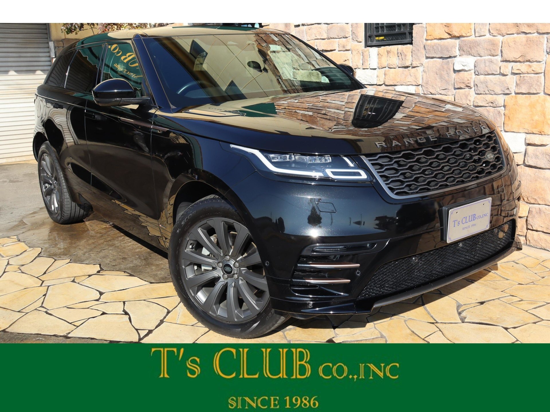 LAND ROVER RANGE ROVER VELAR - View 1