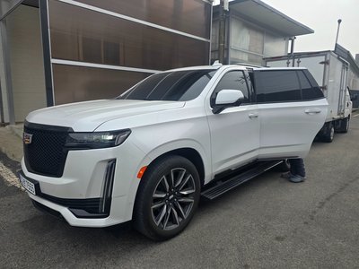 CADILLAC ESCALADE 5TH GENERATION - 2