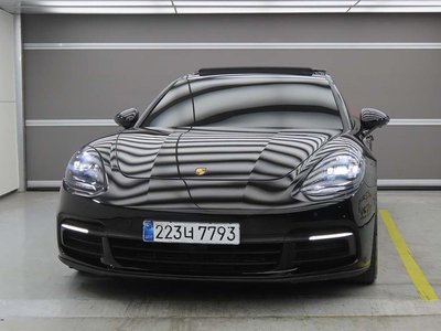 PORSCHE PANAMERA - 2