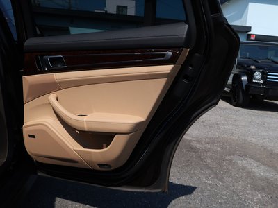 2017 Porsche PANAMERA 缩略图 36