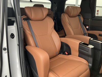 صورة 6 لـ 2024 Toyota VELLFIRE