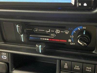 2024 Toyota LAND CRUISER 70 thumbnail 34