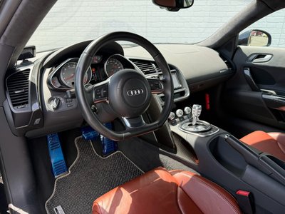 صورة 2 لـ 2009 AUDI R8