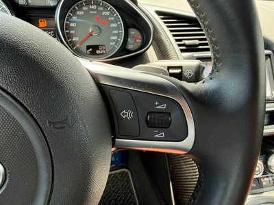 صورة مصغرة 40 لـ 2009 AUDI R8