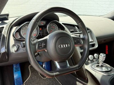 صورة 6 لـ 2009 AUDI R8