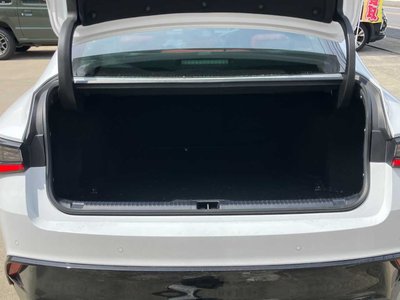 2023 Lexus IS 缩略图 29