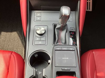 2023 Lexus IS 缩略图 13