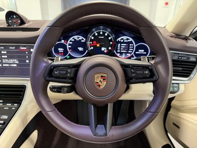 PORSCHE PANAMERA - 7