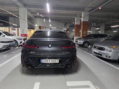 صورة 3 لـ 2023 BMW X4