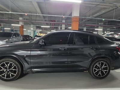 صورة 4 لـ 2023 BMW X4