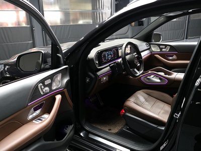 MERCEDES-BENZ GLS - 10