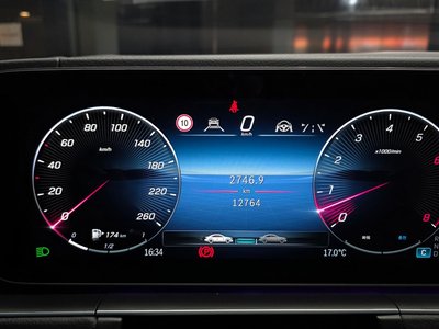 MERCEDES-BENZ GLS - 8