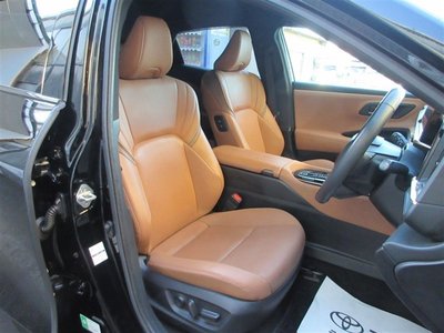 TOYOTA CROWN SPORT - 5