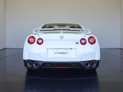 NISSAN GT-R - 4
