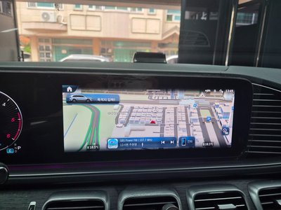 2025 Mercedes-BENZ GLS thumbnail 13