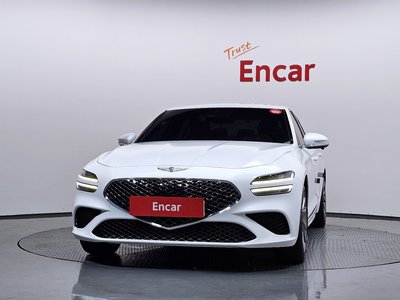 صورة 2 لـ 2022 GENESIS THE NEW G70