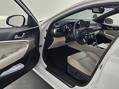 صورة 10 لـ 2022 GENESIS THE NEW G70