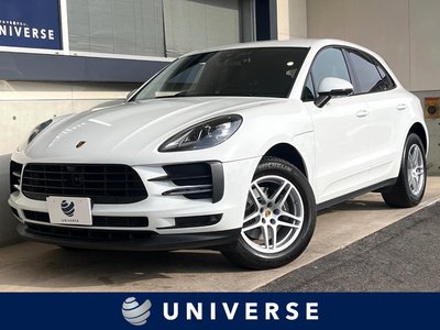PORSCHE MACAN - 1