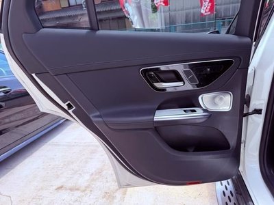 صورة مصغرة 45 لـ 2023 Mercedes-BENZ GLC