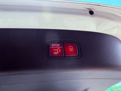 صورة مصغرة 42 لـ 2023 Mercedes-BENZ GLC