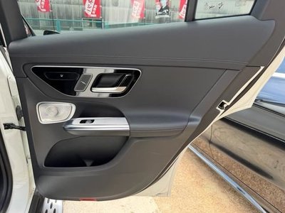 صورة مصغرة 44 لـ 2023 Mercedes-BENZ GLC