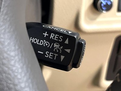 TOYOTA LAND CRUISER PRADO - 7