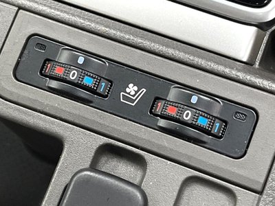 TOYOTA LAND CRUISER PRADO - 6