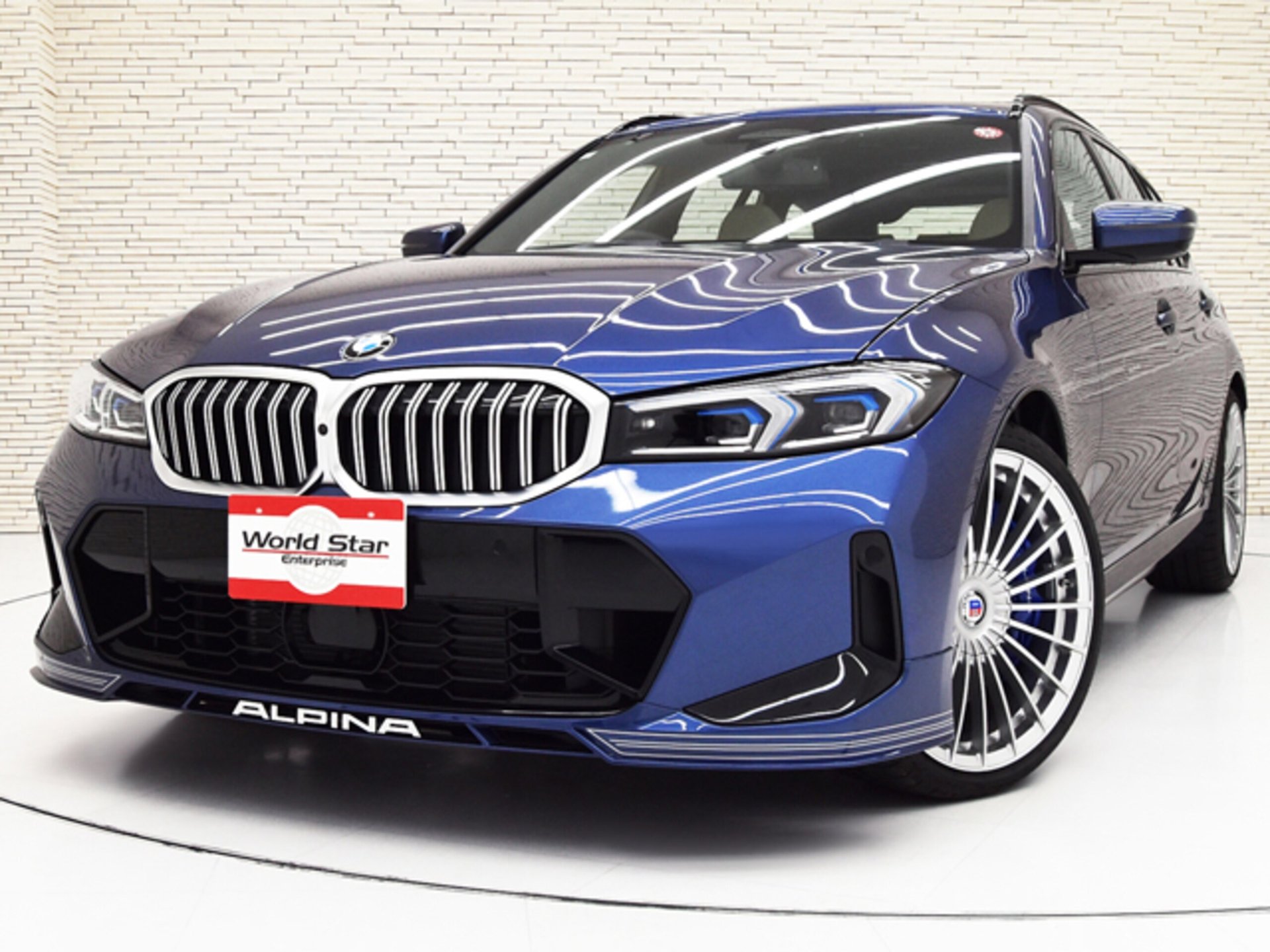 BMW ALPINA B3 TOURING - View 1