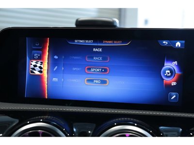 2025 Mercedes-BENZ A-CLASS AMG — миниатюра 39