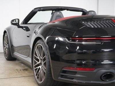 PORSCHE 911 - 8