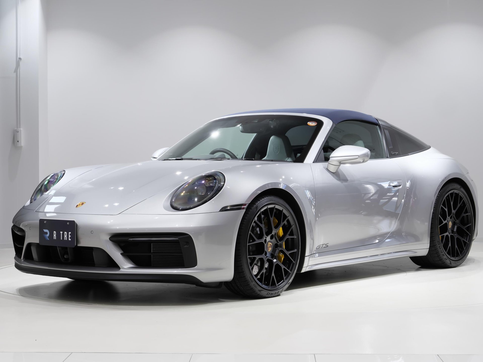 PORSCHE 911 - View 1