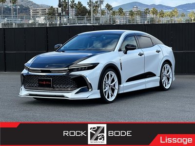 TOYOTA CROWN CROSSOVER