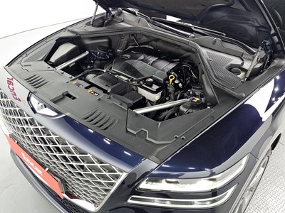 صورة 7 لـ 2023 Genesis GV80