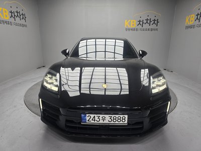 PORSCHE PANAMERA - 1