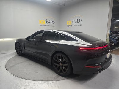 PORSCHE PANAMERA - 6