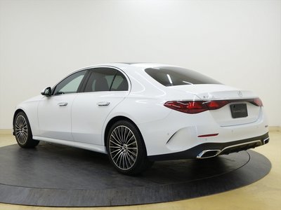 MERCEDES-BENZ E-CLASS - 4