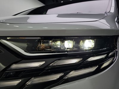 TOYOTA ALPHARD - 9