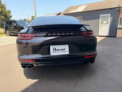 PORSCHE PANAMERA - 8