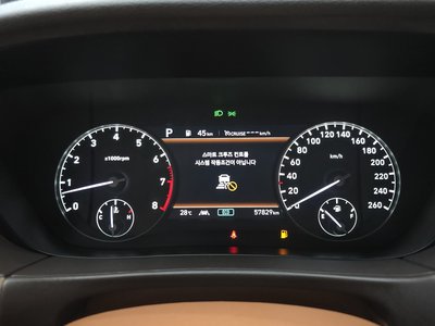 2020 Genesis G90 thumbnail 11